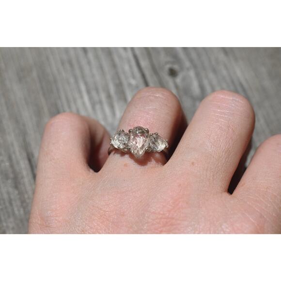 alternative raw diamond engagement rings, raw crystal size 4 5 6 7 8 8 9 10 11 - Picture 6 of 6